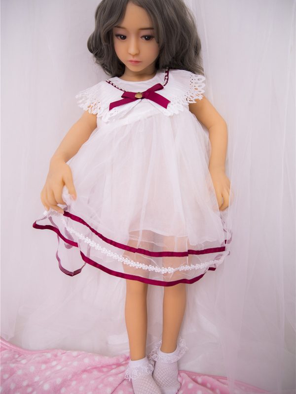 Bella – 3’5″ 105 cm sex toy girl doll
